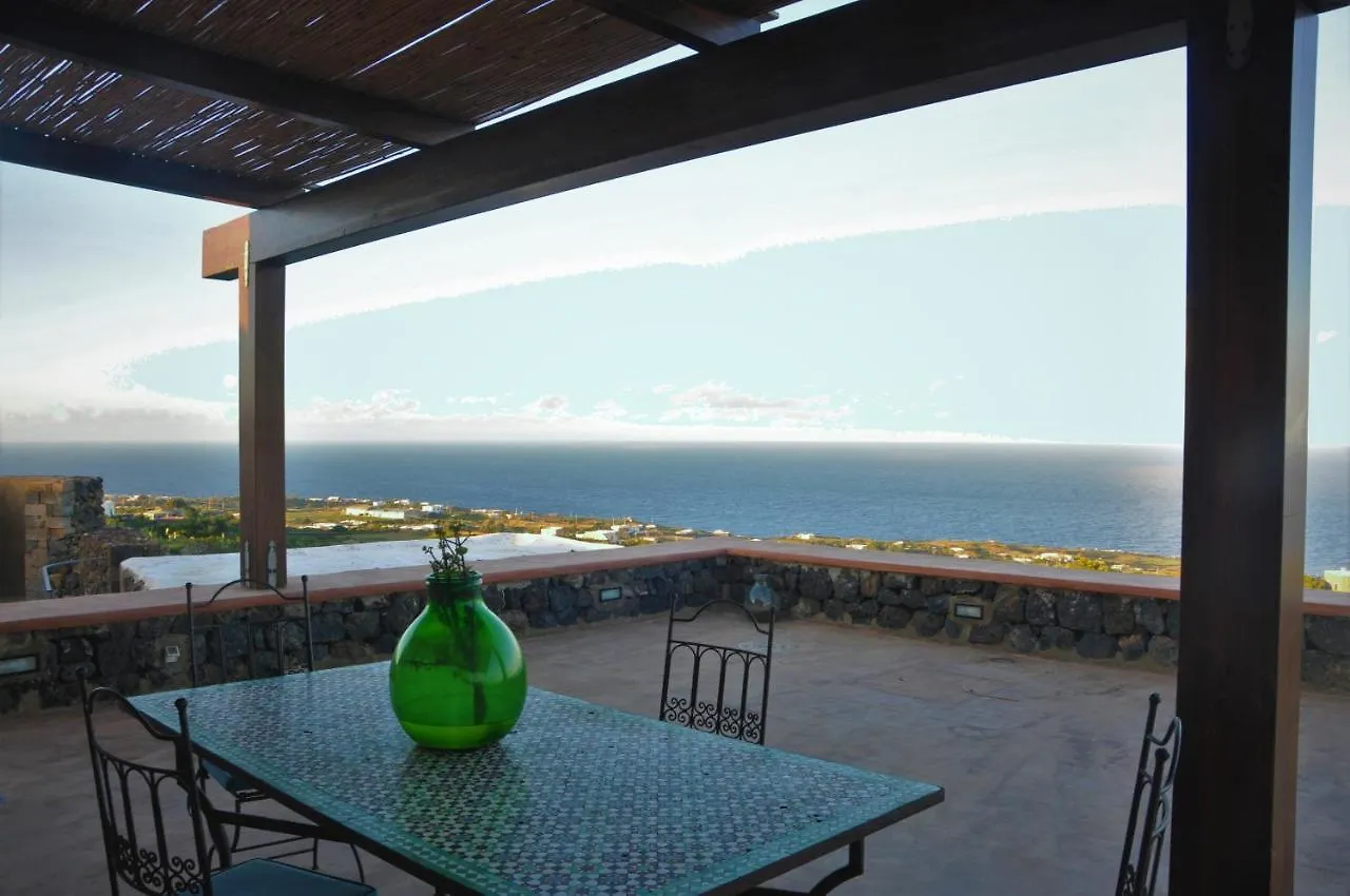 Bed and Breakfast Horizon Pantelleria Campobello 0*,  Italien