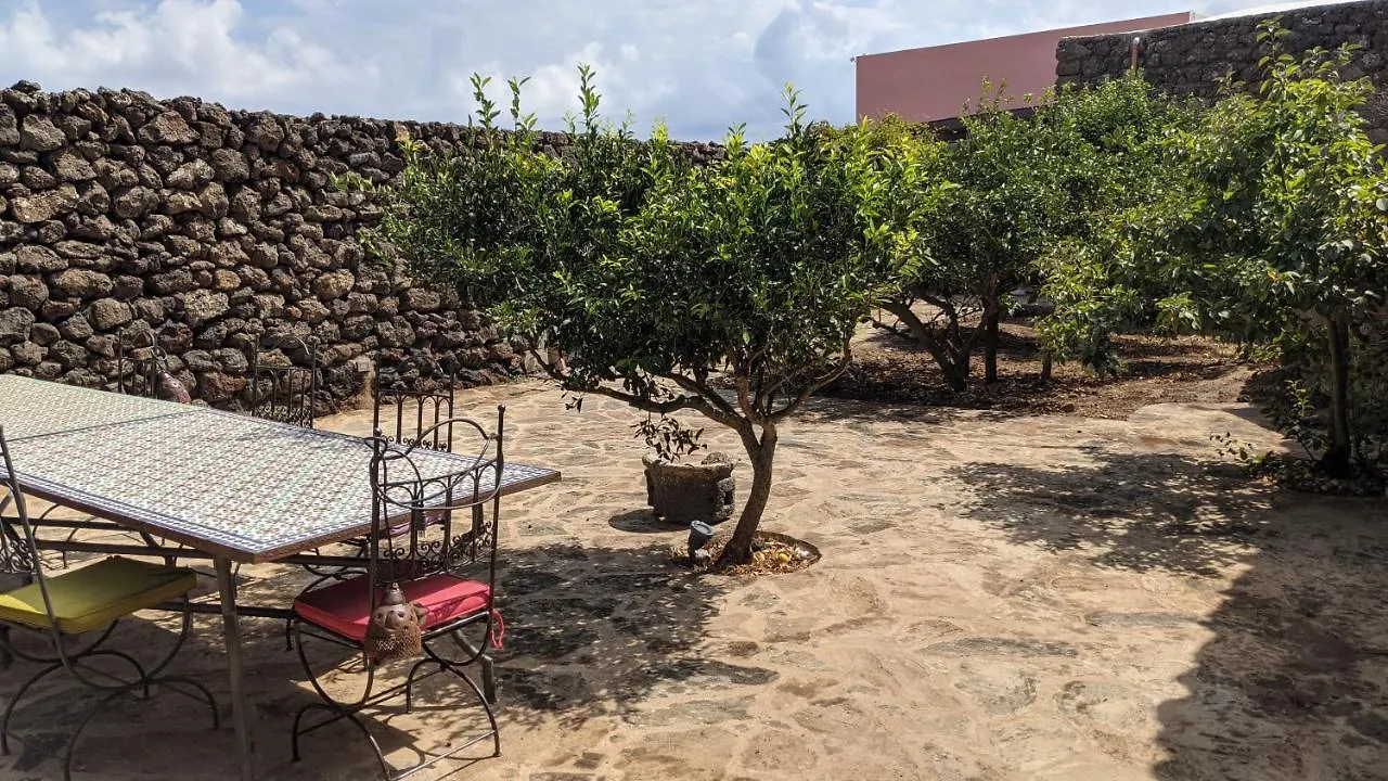Bed and Breakfast Horizon Pantelleria Campobello Frühstückspension