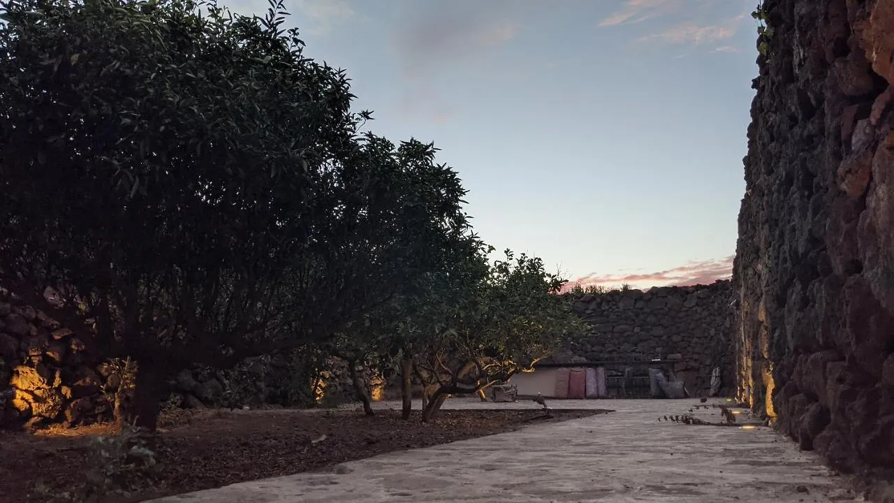 Horizon Pantelleria Bed & Breakfast Campobello